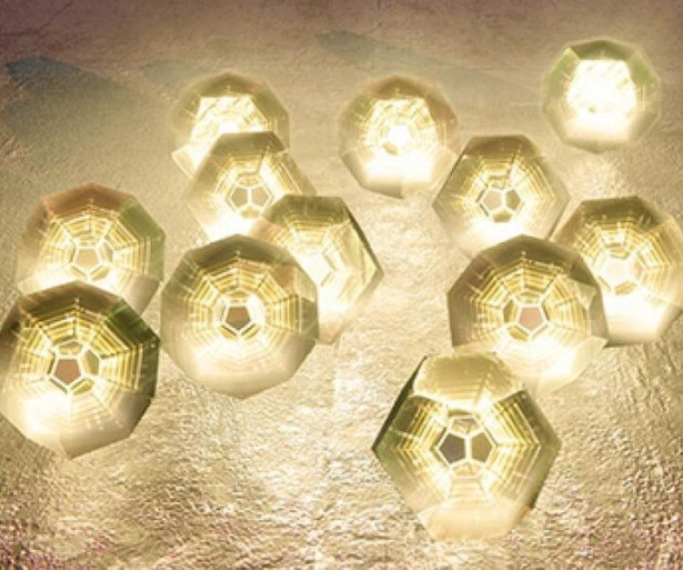 A shiny bunch of engrams that provide how to get exotics in Destiny 2